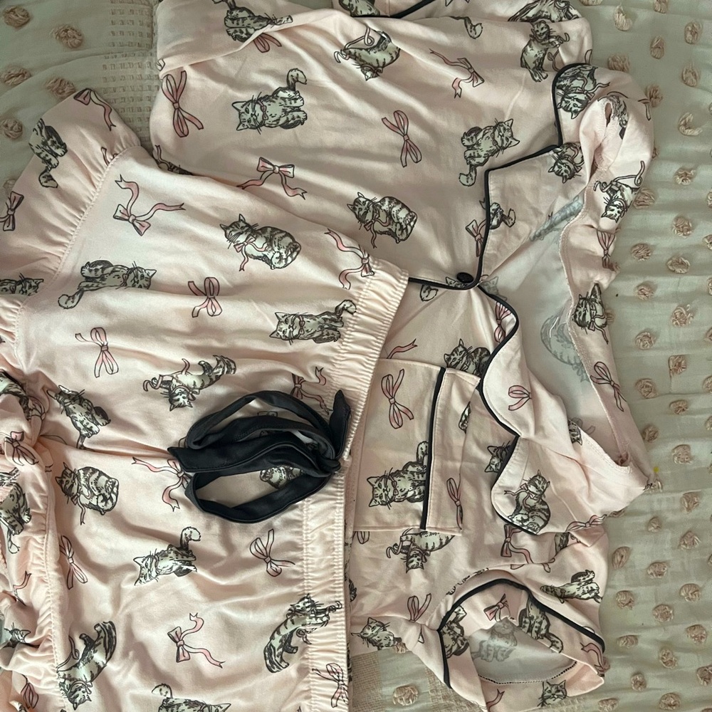 Cute trendy Soft Woman’s Pajama Set.